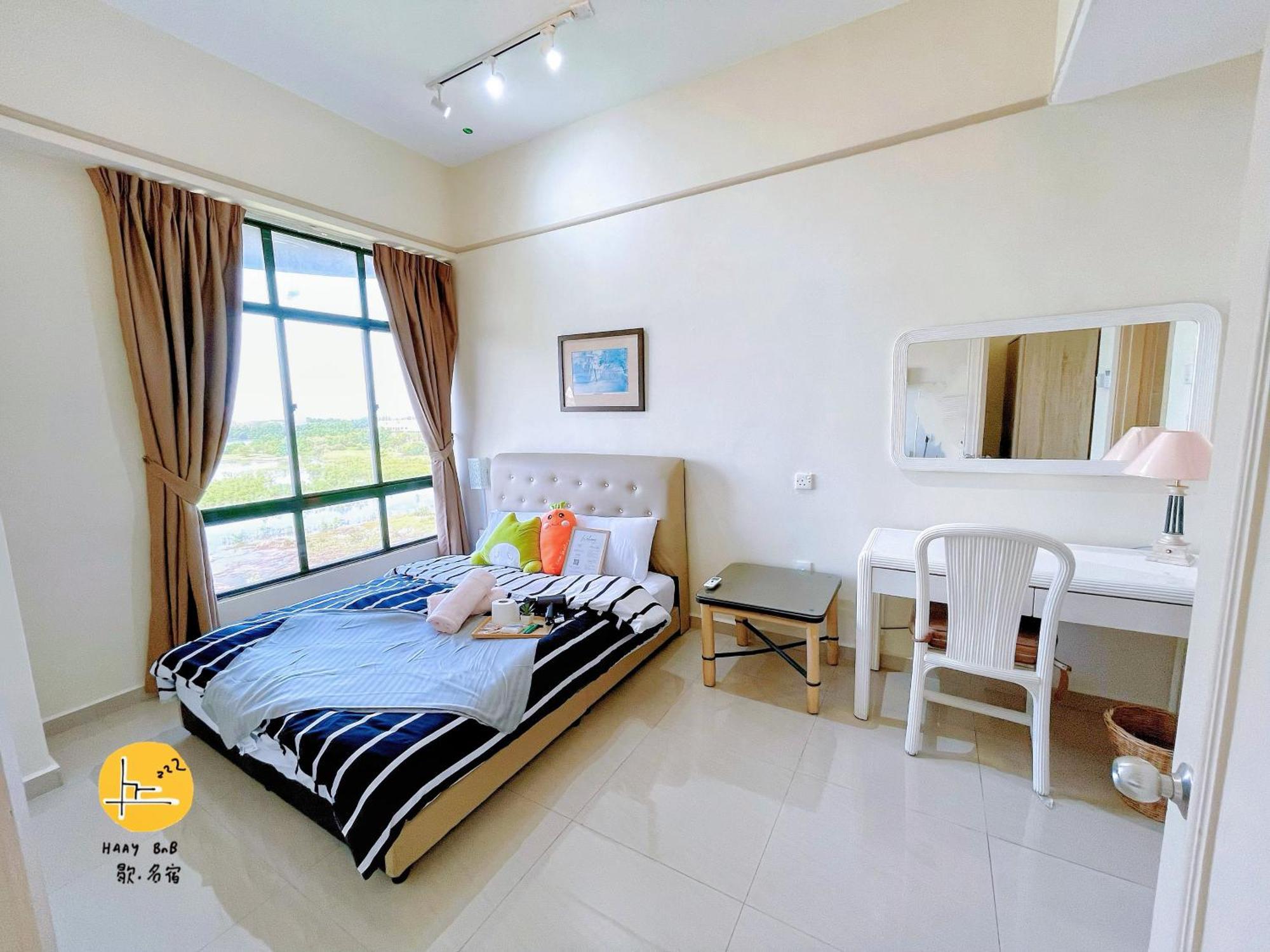 1 Bedroom Apartment, Melaka Cbd Town Center- Hosted By Private Locals Resident, Balcony With City Skyline View Or Seaview, Opposite Malls, Tv Box, 5 Minutes To Jonker Street, Malacca Esterno foto